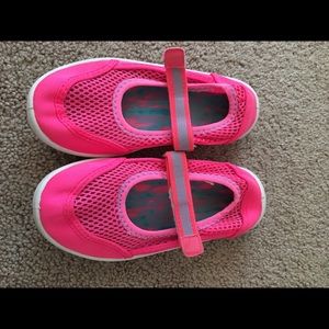 Girls Pink Water Shoes